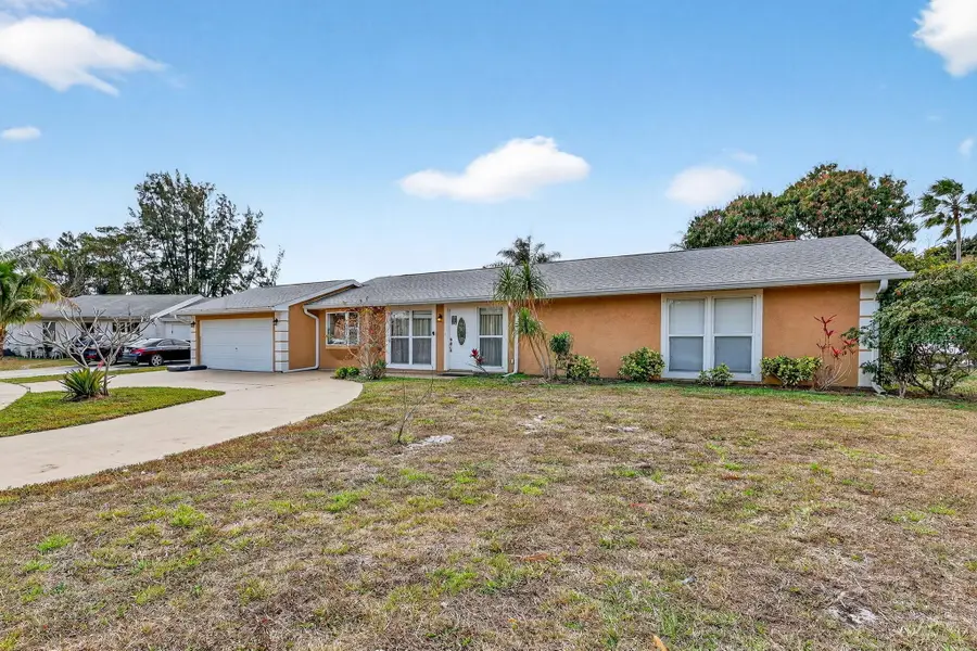 331 NE Camelot Drive, Port Saint Lucie, FL 34983 - #3