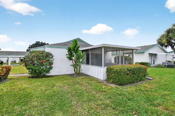 3060 Meridian Way N #8, Palm Beach Gardens, FL 33410
