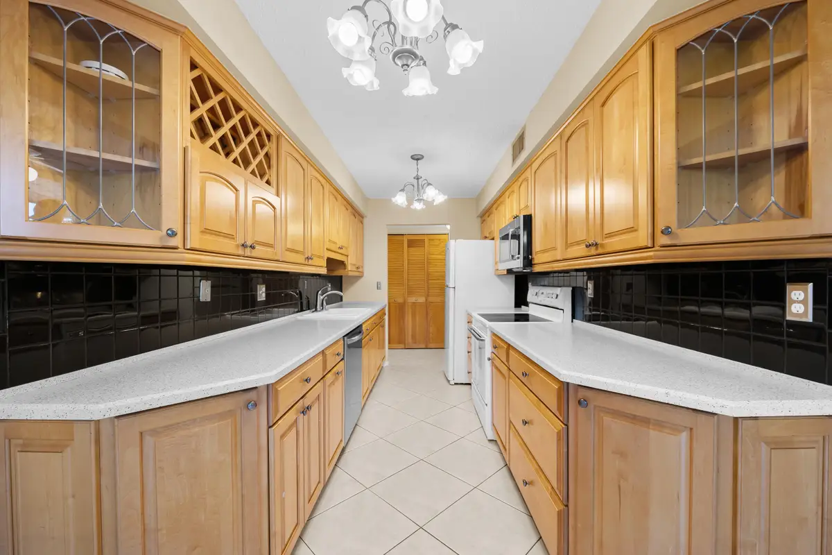 800 Jeffery Street #103, Boca Raton, FL 33487 - #1