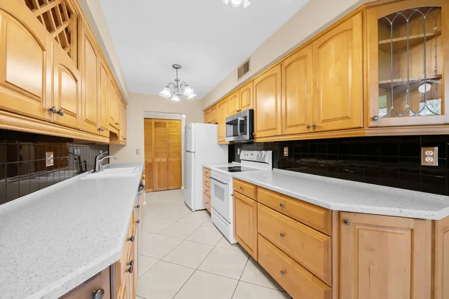 800 Jeffery Street #103, Boca Raton, FL 33487 - #2