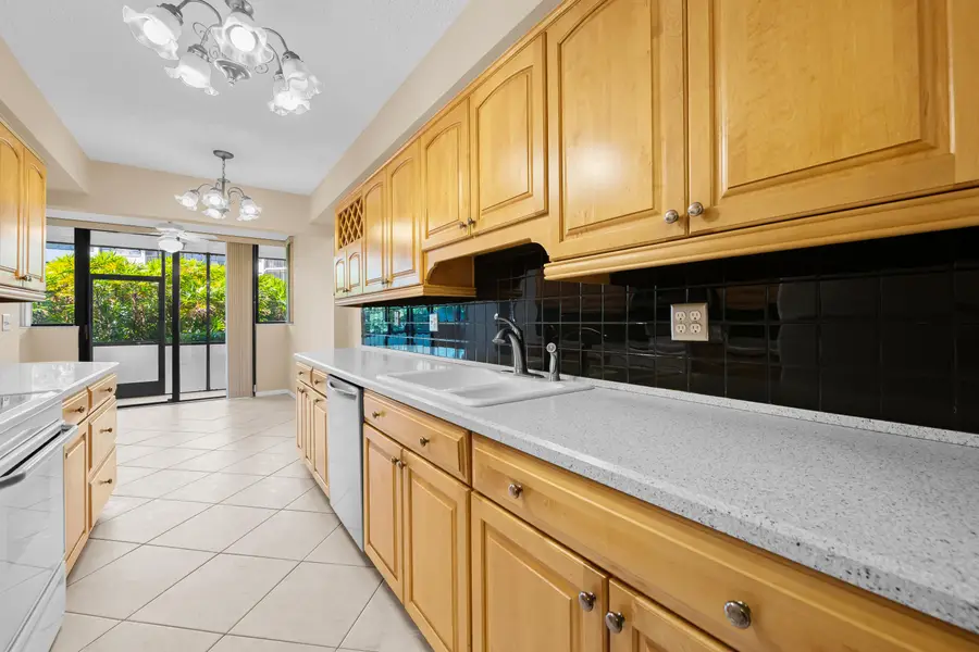 800 Jeffery Street #103, Boca Raton, FL 33487 - #3