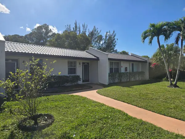 118 Lake Olive Drive, West Palm Beach, FL 33411