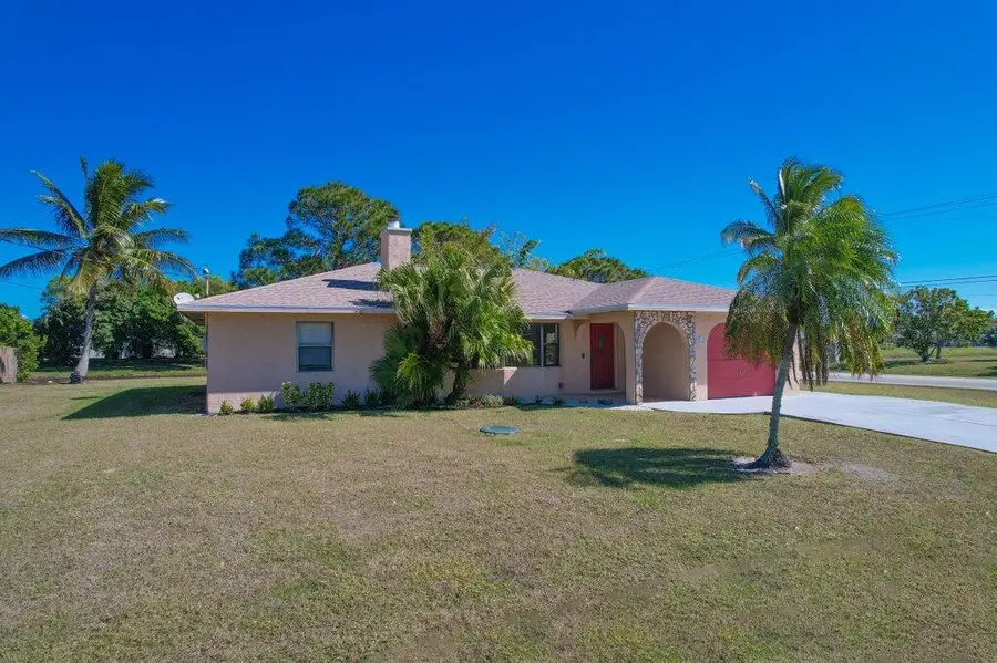 2097 SE Mantua Street, Port Saint Lucie, FL 34952 - #2
