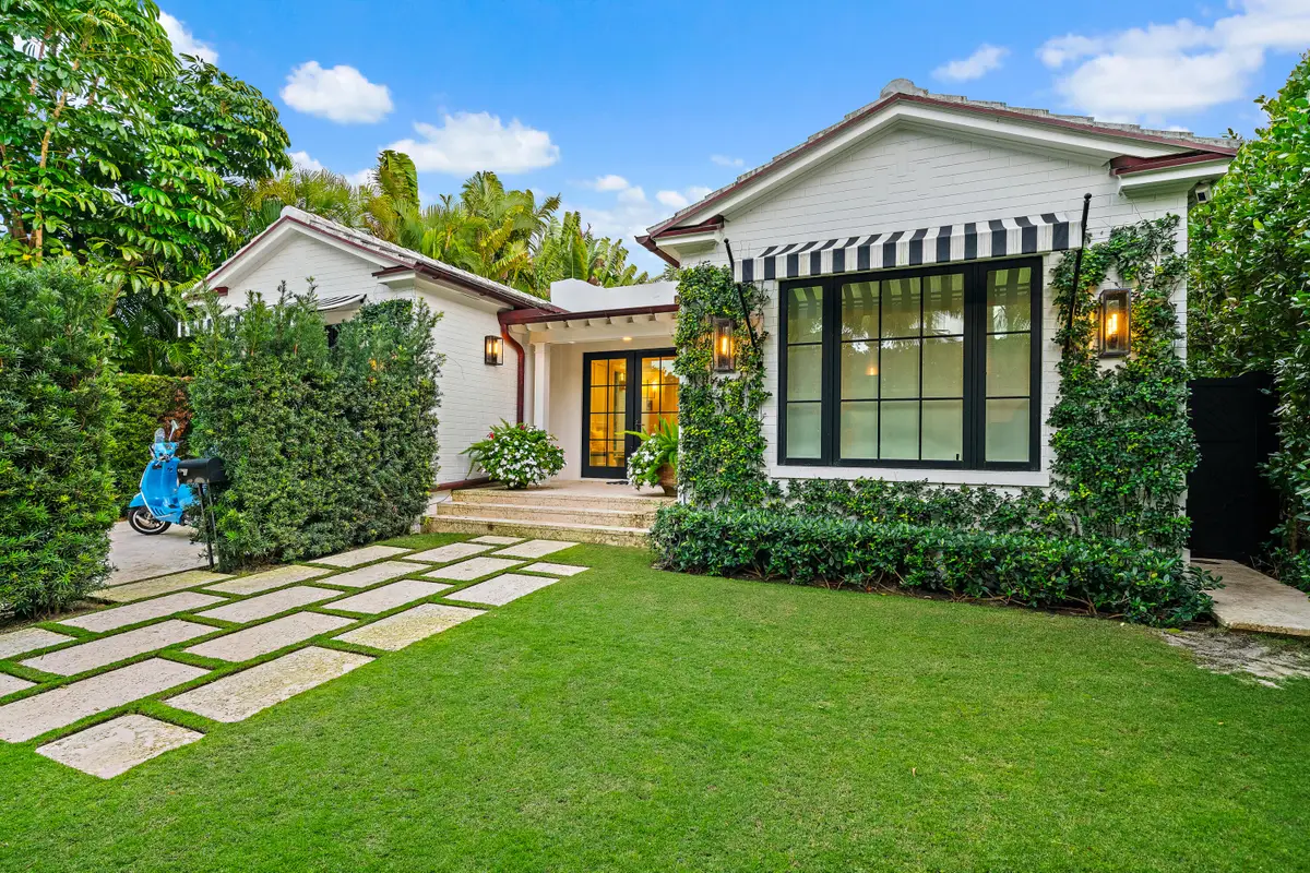 160 Chilean Avenue, Palm Beach, FL 33480 - #1