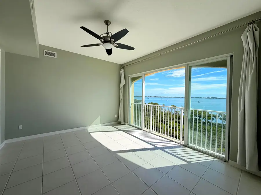 29 Harbour Isle Drive W #Ph01, Hutchinson Island, FL 34949 - #3