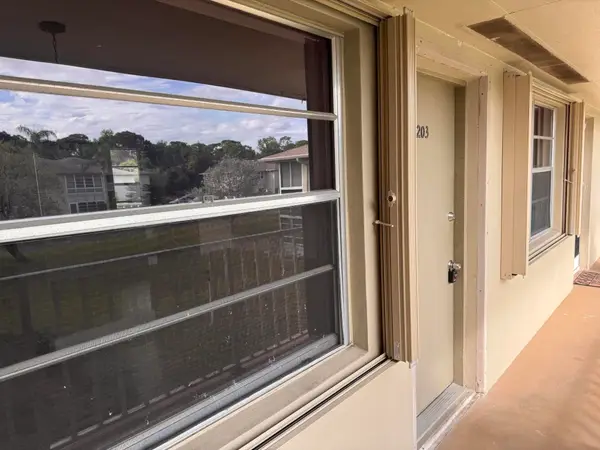 12 Lake Vista Trail #203, Port St Lucie, FL 34952