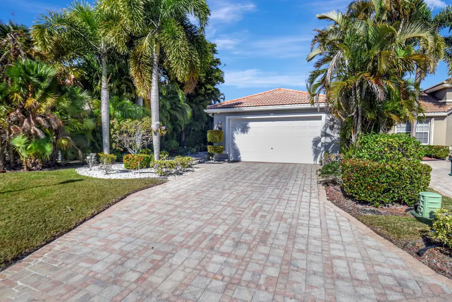 4022 Manchester Lake Drive, Lake Worth, FL 33449 - #2