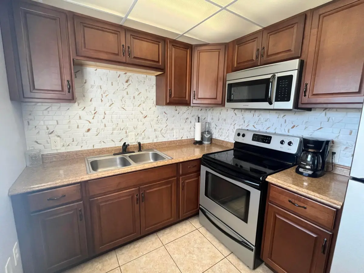 289 Brittany G, Delray Beach, FL 33446 - #1