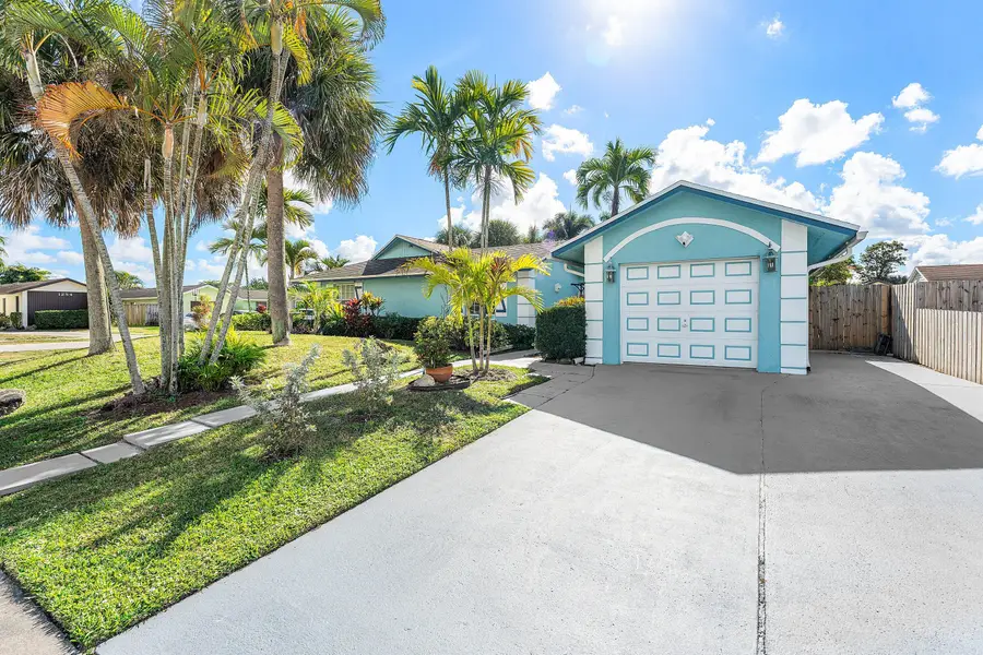 10290 Carmen Lane, Royal Palm Beach, FL 33411 - #3