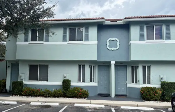 1966 Alamanda Way, Riviera Beach, FL 33404