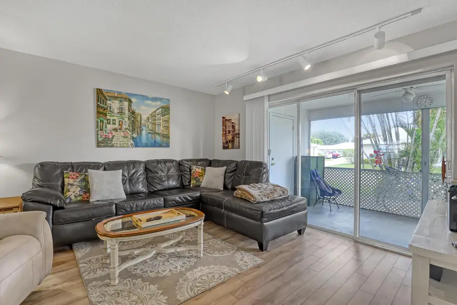553 Covered Bridge Boulevard, Lake Worth, FL 33467 - #2