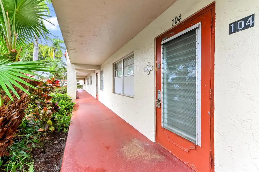 6 Abbey Lane #104, Delray Beach, FL 33446 - #2