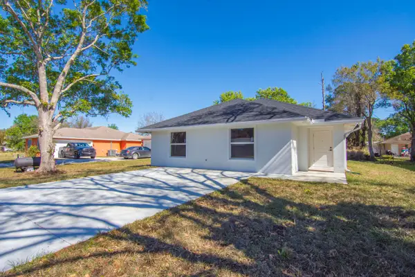 4556 49th Avenue, Vero Beach, FL 32967