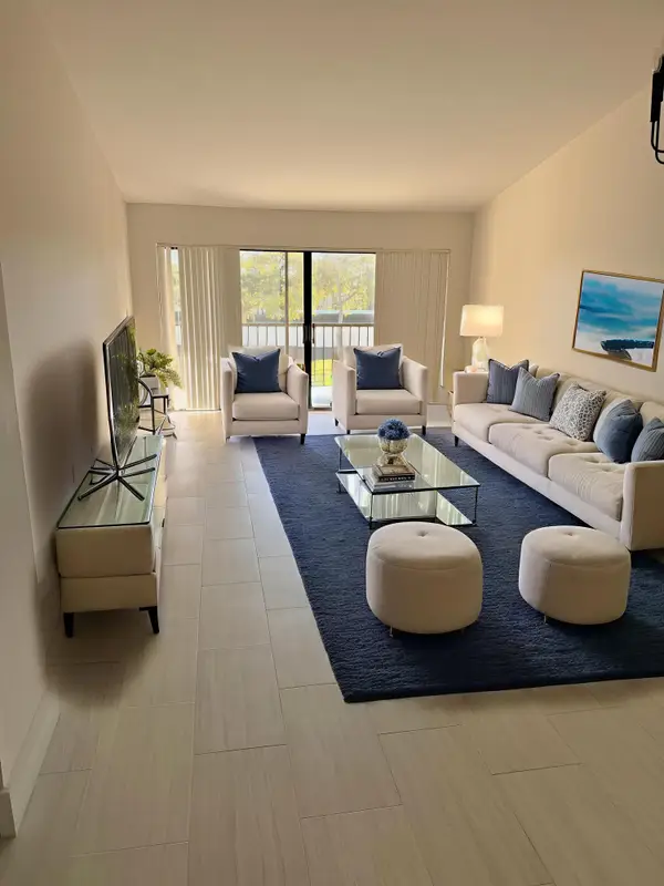 5021 Oak Hill Lane #123, Delray Beach, FL 33484