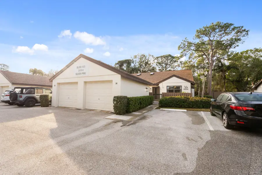 2054 SW Silver Pine Way #123h, Palm City, FL 34990 - #2