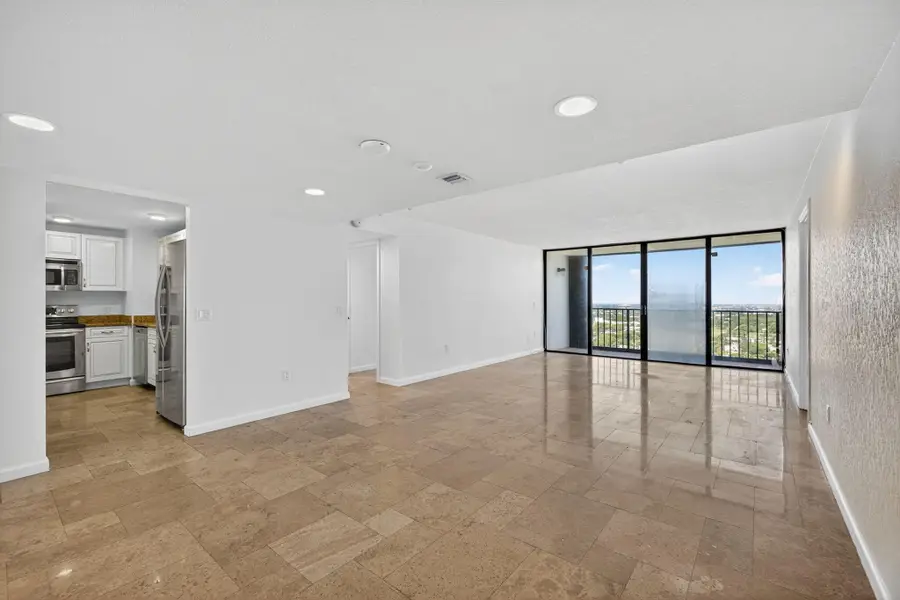 5600 N Flagler Drive #2703, West Palm Beach, FL 33407 - #3