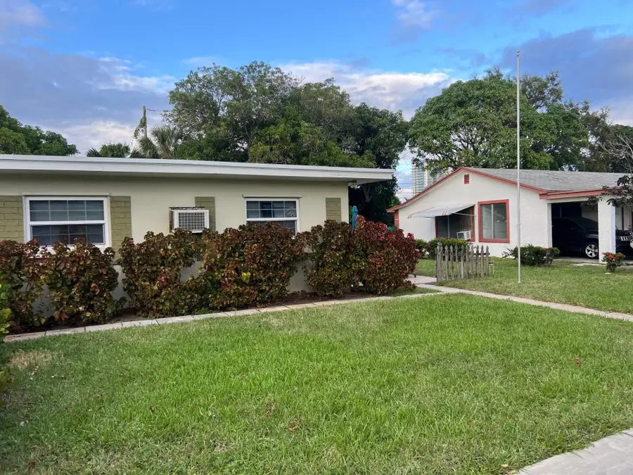 182 W 34th Street #1, Riviera Beach, FL 33404 - #2
