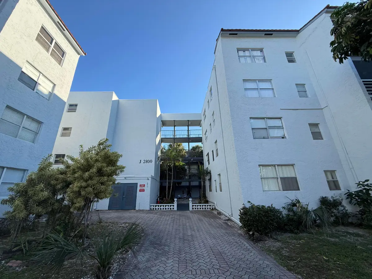 2800 Somerset Drive #304j, Lauderdale Lakes, FL 33311 - #1
