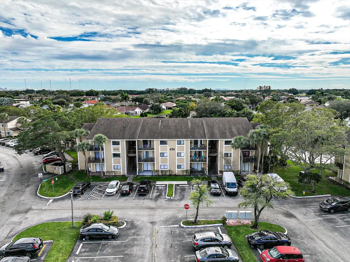 450 Palm Circle #106, Pembroke Pines, FL 33025 - #1