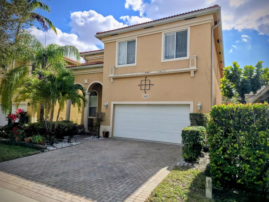 236 Gazetta Way, West Palm Beach, FL 33413 - #3
