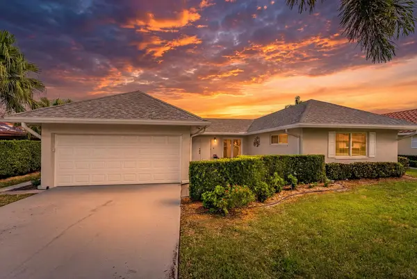 10370 Greentrail Drive N, Boynton Beach, FL 33436