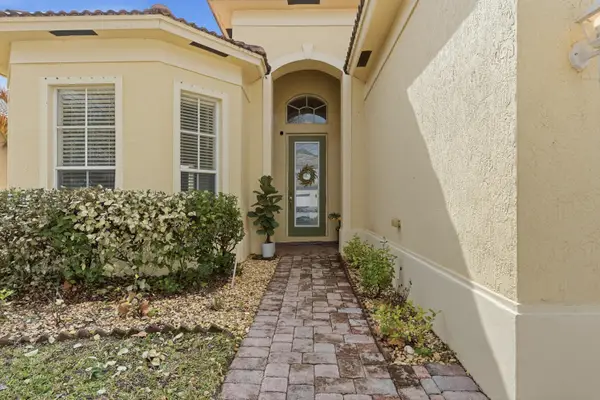 6117 Spring Lake Terrace, Fort Pierce, FL 34951
