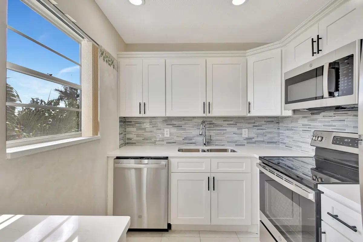 162 Sheffield G, West Palm Beach, FL 33417 - #1