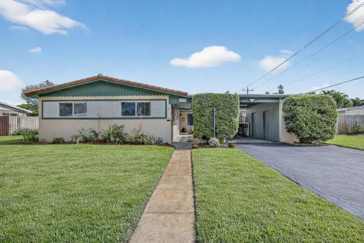 882 Azalea Court, Plantation, FL 33317 - #1