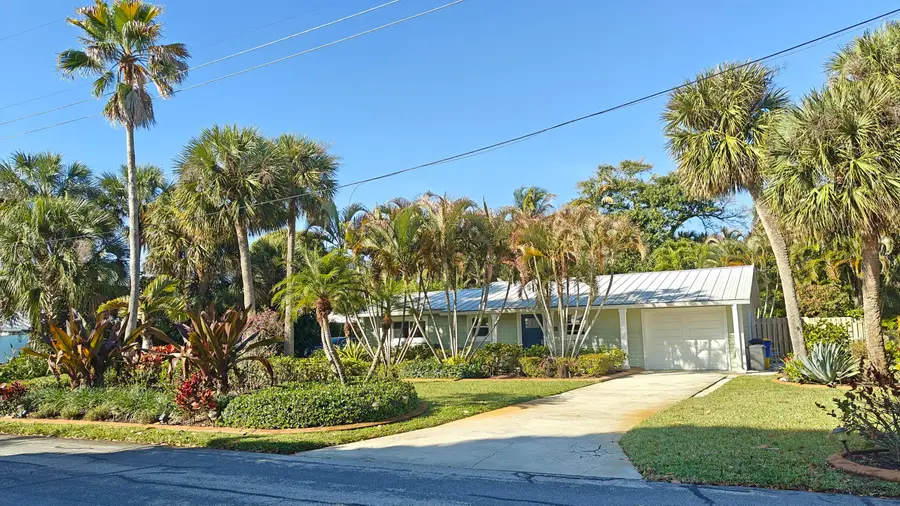 282 SE Edgewood Drive, Stuart, FL 34996 - #2