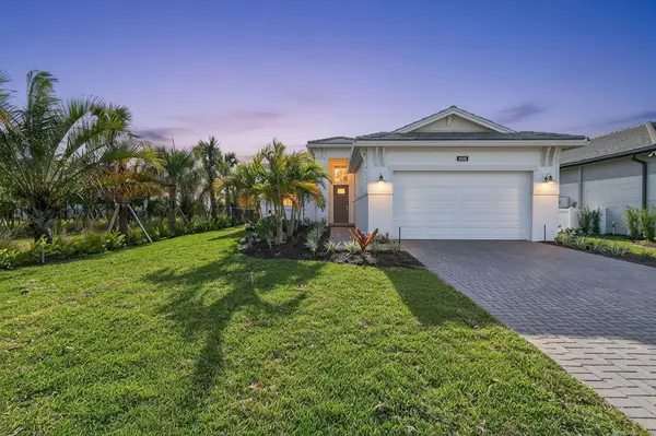 9694 Saint Germain Drive, Palm Beach Gardens, FL 33412