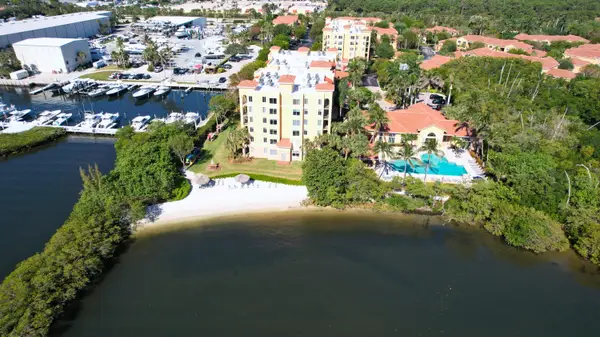 800 Scotia Drive #203, Hypoluxo, FL 33462