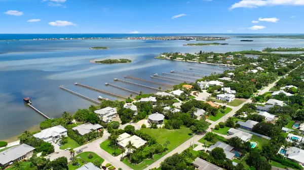 18 Cranes Nest, Sewalls Point, FL 34996