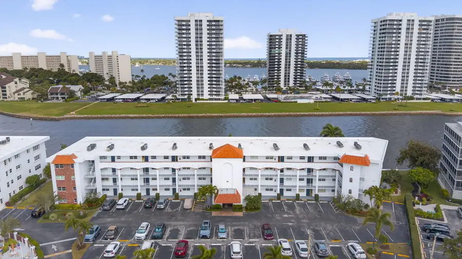 28 Yacht Club Drive #309, North Palm Beach, FL 33408 - #2