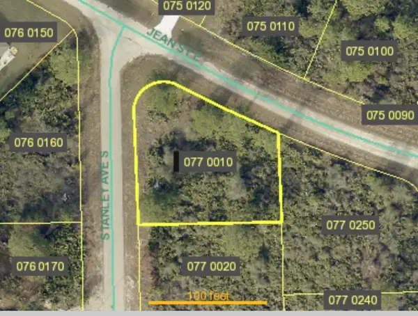637 Stanley Ave S, Lehigh Acres, FL 33974