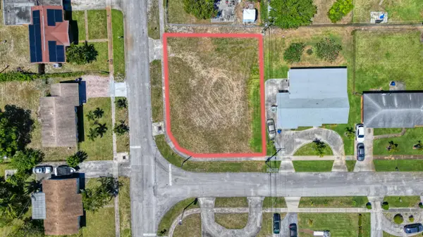 398 W 23rd Street, Riviera Beach, FL 33404