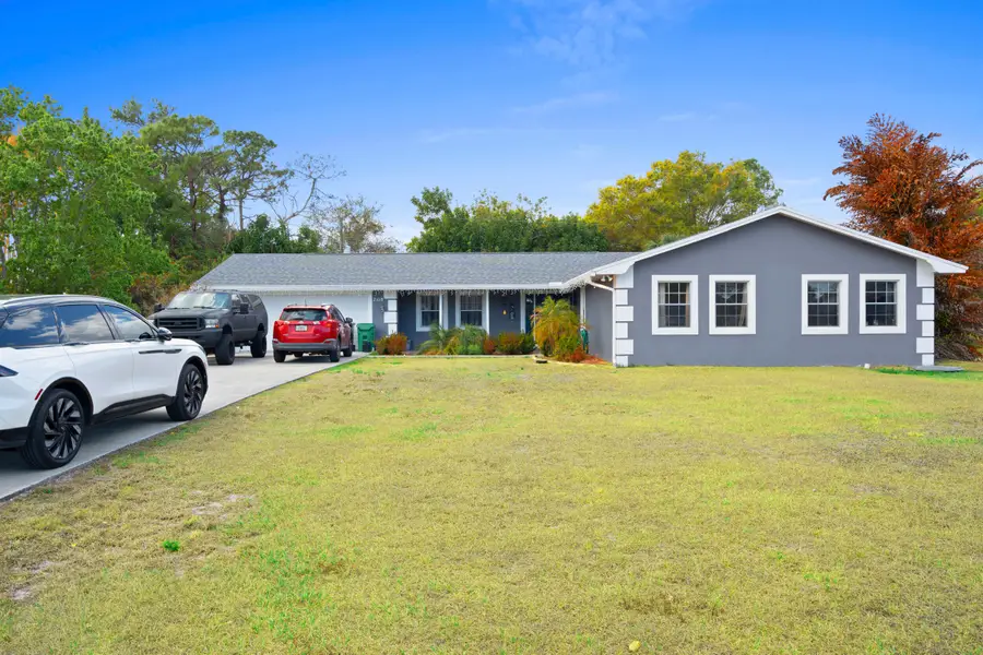 2118 SE Morningside Boulevard, Port Saint Lucie, FL 34952 - #2