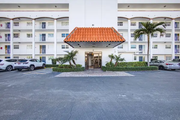21 Yacht Club Drive #505, North Palm Beach, FL 33408