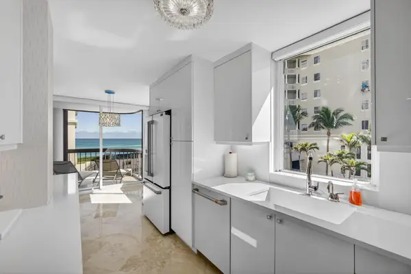 5380 N Ocean Drive #3b, Singer Island, FL 33404