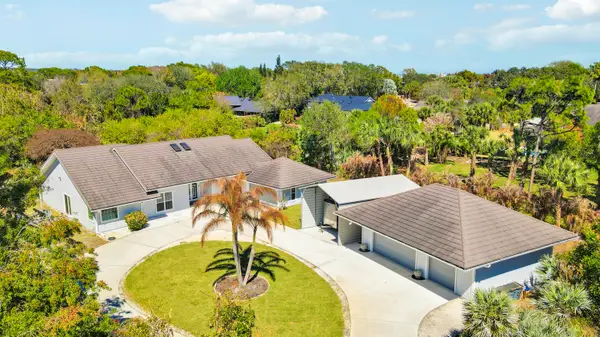 815 NE Stokes Terrace, Jensen Beach, FL 34957
