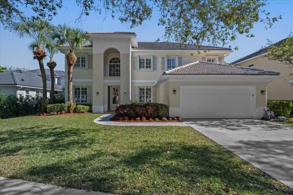 429 Oriole Circle, Jupiter, FL 33458