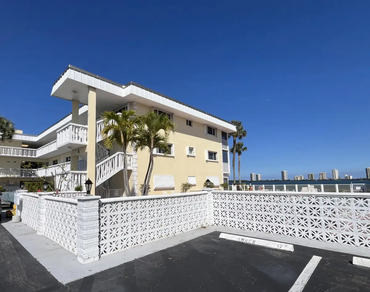 100 Doolen Court #112, North Palm Beach, FL 33408 - #1