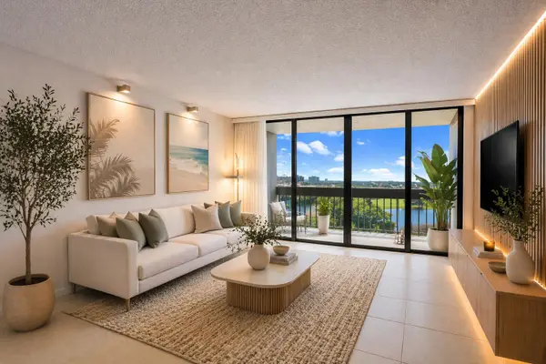 2400 Presidential Way #1005, West Palm Beach, FL 33401