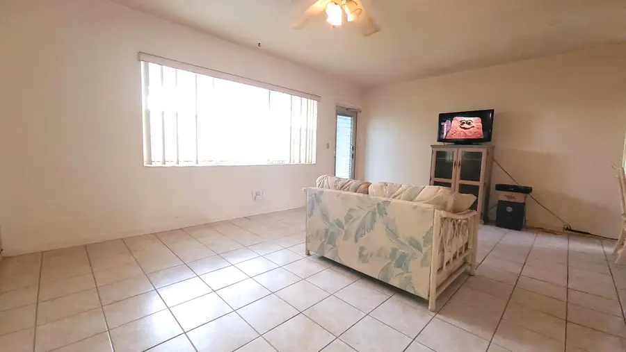 21 Norwich A, West Palm Beach, FL 33417 - #2