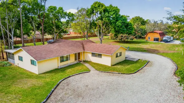 749 W Rambling Drive, Wellington, FL 33414