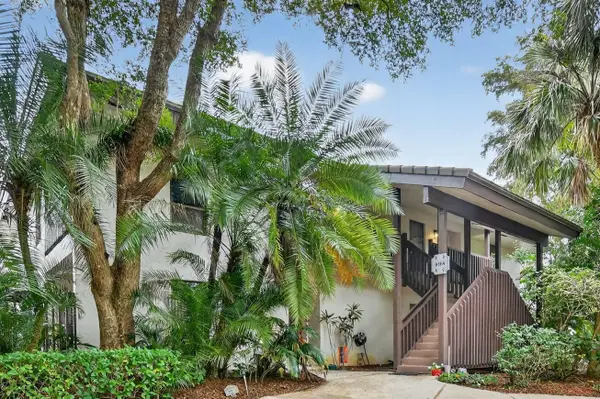 9364 Sable Ridge Circle #B, Boca Raton, FL 33428