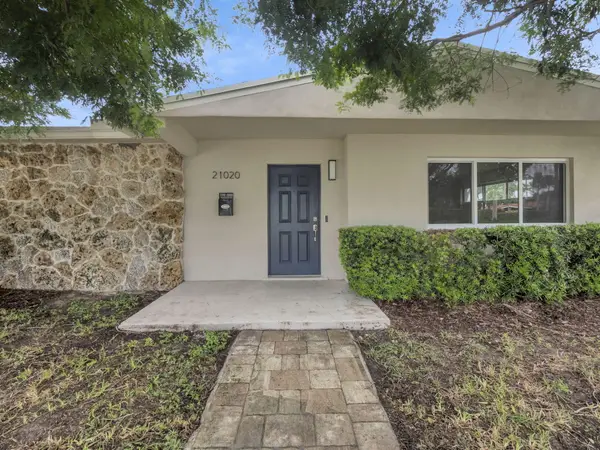 21020 Highland Lakes Boulevard, Miami, FL 33179