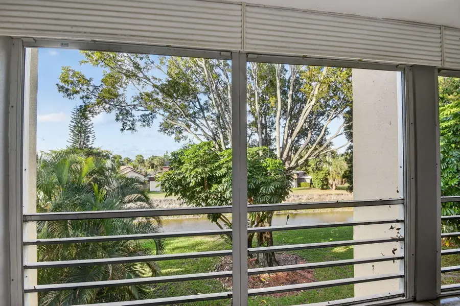 3524 Via Poinciana #303, Lake Worth, FL 33467 - #2