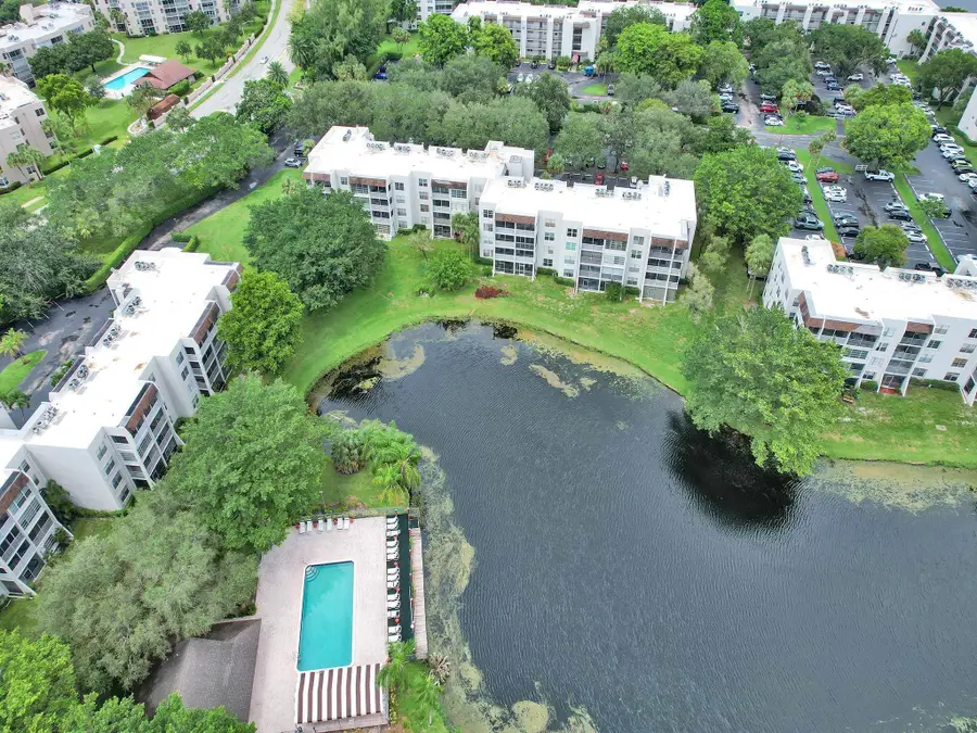 9340 Lagoon Place #206, Davie, FL 33324 - #2