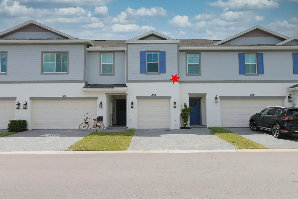 656 NE Waters Edge Lane, Port Saint Lucie, FL 34983 - #1