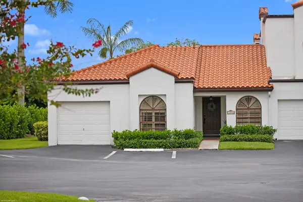 13504 Fountain View Boulevard, Wellington, FL 33414